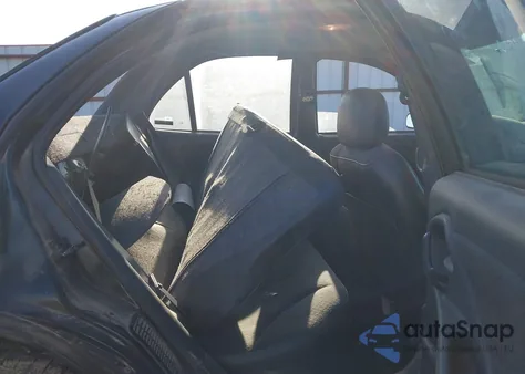 1998 Chevrolet Cavalier z USA, uszkodzony, nr VIN 1G1JC5241W7271957